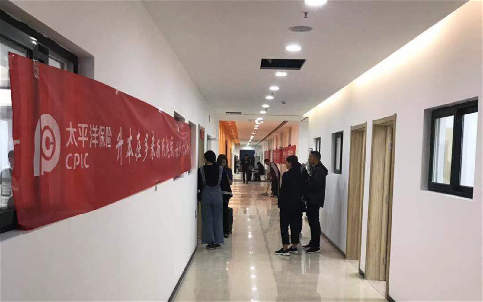 1647574412164758166.jpeg 走廊02.jpg